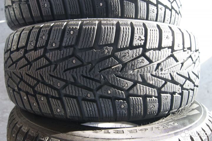 Nokian Tyres Nordman 7 SUV 215/65 R16