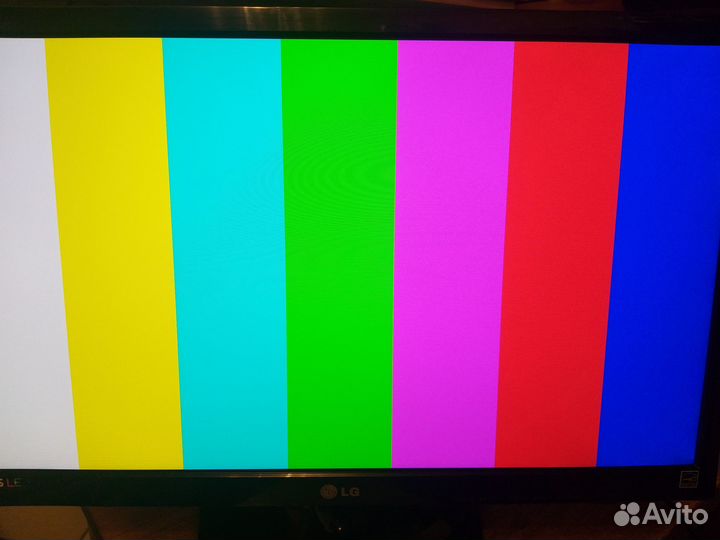 Монитор LG 22 IPS