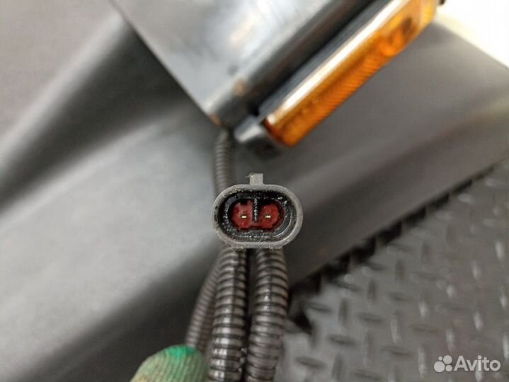 1328934 Крыло заднее передняя часть