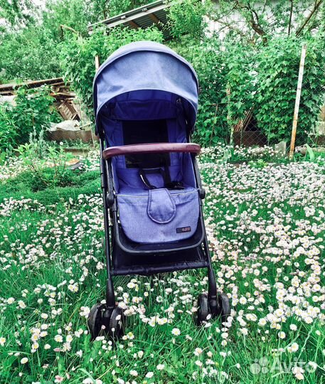 Коляска прогулочная трость, очень лёгкая 7,5 кг