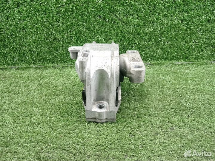 Подушка двигателя Audi S3 8P A3 8P