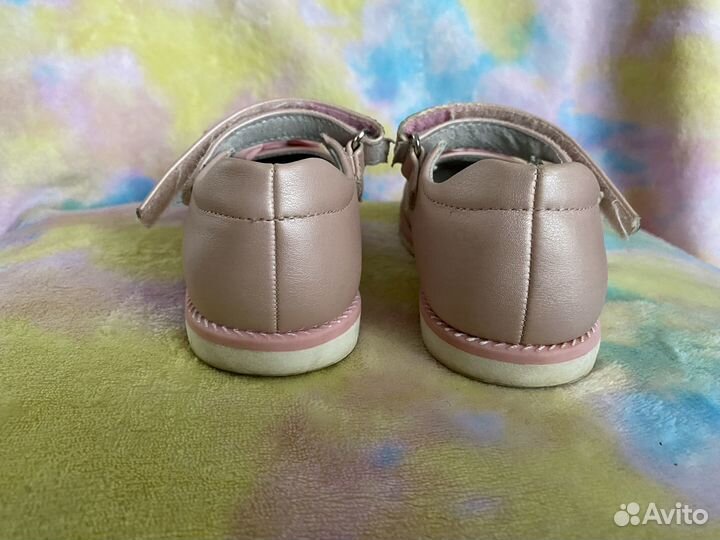 Туфли для девочки 24 размер