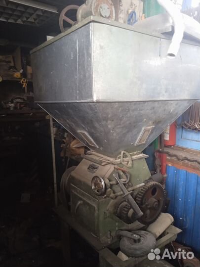 Мельница бу