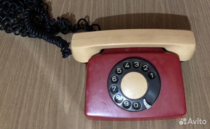 Старый телефон СССР
