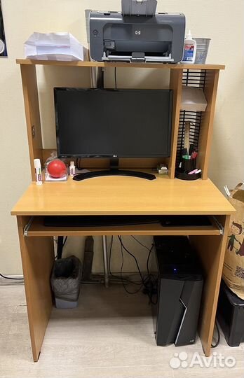Компьютерный стол