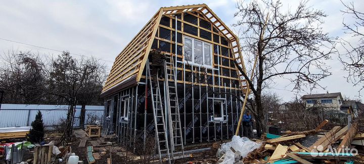 Бригада строителей