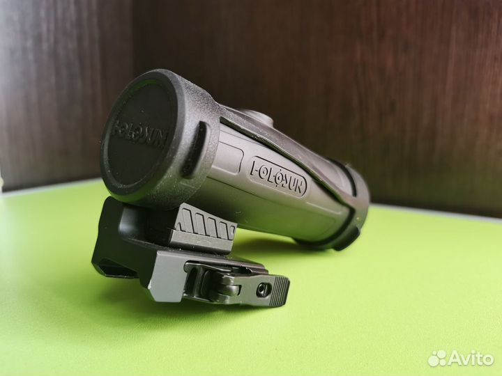 Увеличитель holosun HM3X откидной на Weaver