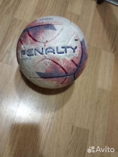 Футбольный мяч Penalty