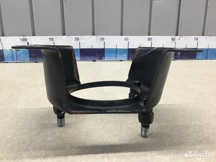 Кронштейн (сопут. товар) VAZ niva -2121