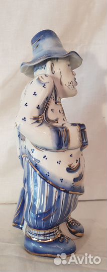 Гжель Штоф Мужик с бутылкой и кружкой СССР