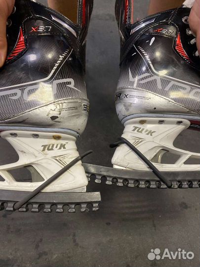 Хоккейные коньки bauer