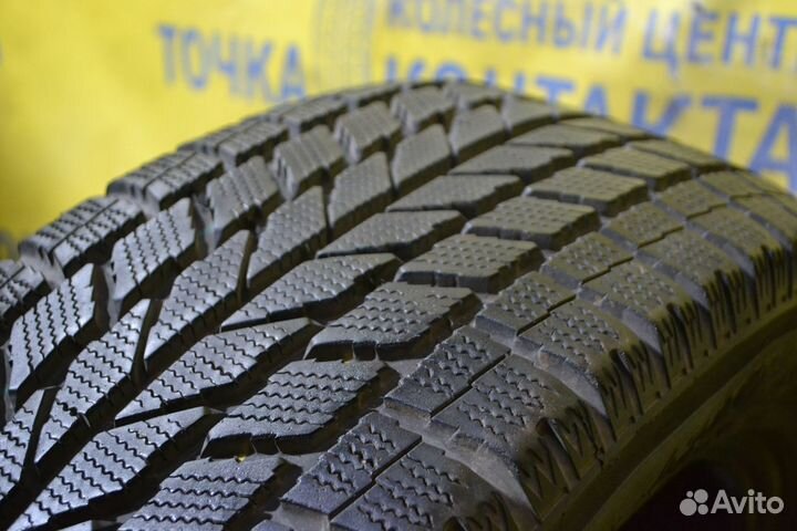 Toyo Observe Garit KX 225/55 R17