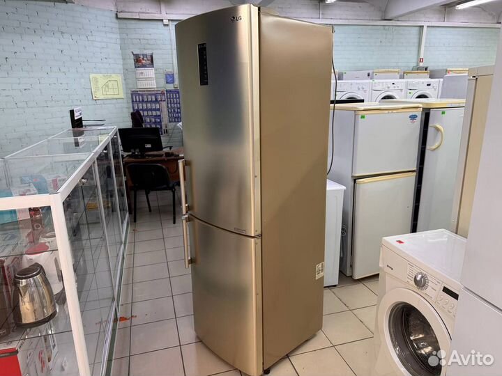 Холодильник LG