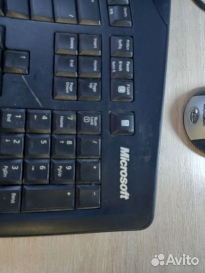 Беспроводная клавиатура и мышь