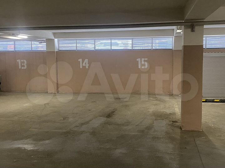 Машиноместо, 13 м²
