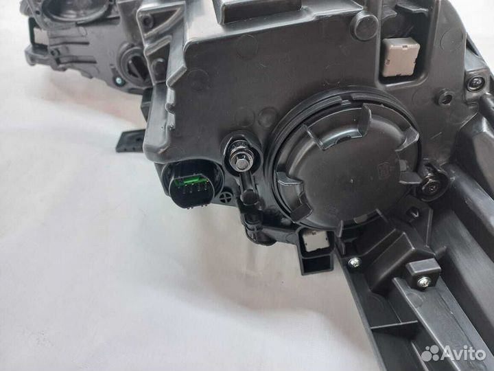 Фара передняя Hyundai Solaris 2020+ левая