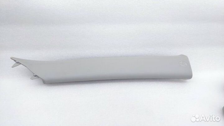 Обшивка стойки передняя правая Toyota Rav4 XA50