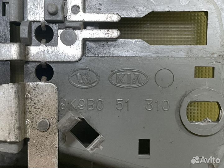 Плафон салонный Kia Spectra