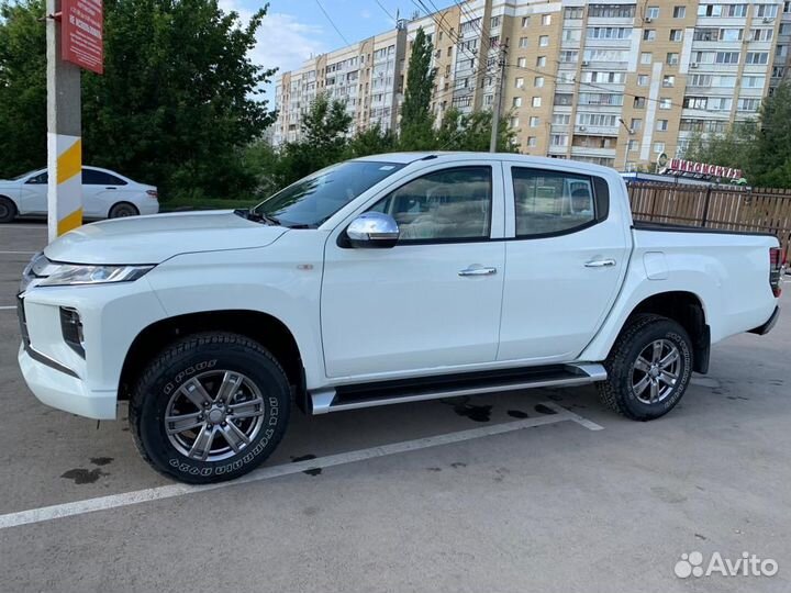 Mitsubishi L200 2.4 AT, 2022