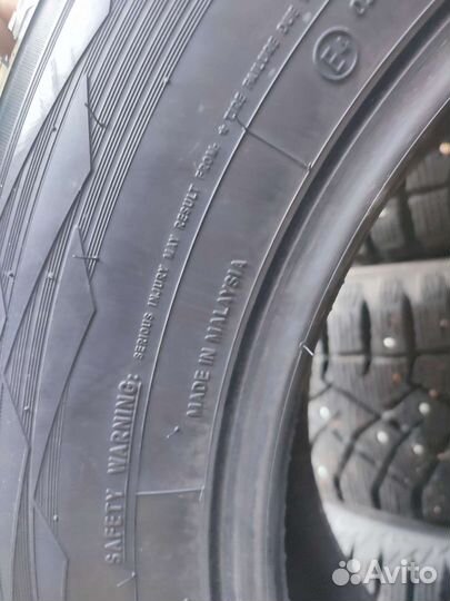 Nitto Therma Spike (NTSPK-B02) 225/65 R17