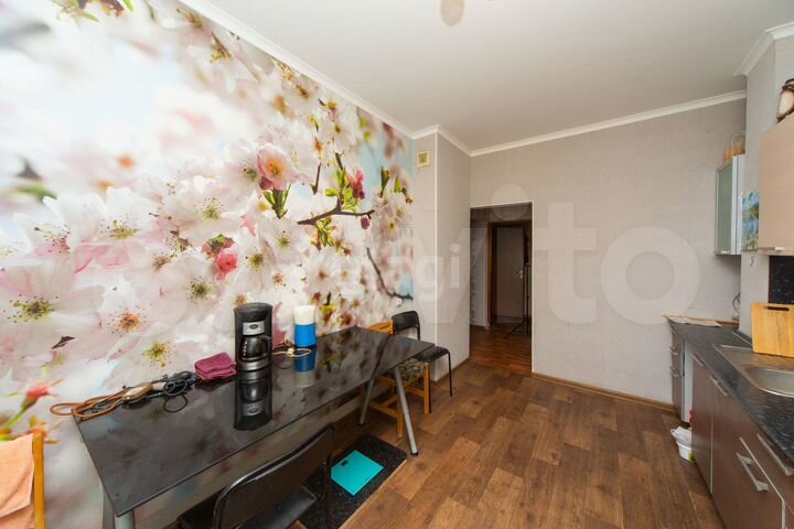5-к. квартира, 108,4 м², 1/9 эт.