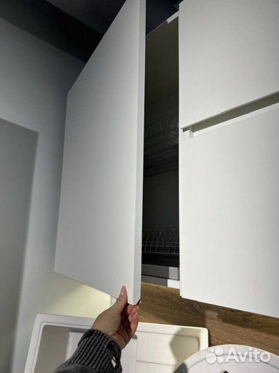 Кухня бюджетная белая в наличии