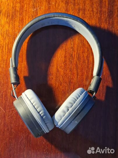 Беспроводные наушники Celebrat A4