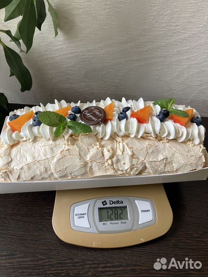 Меренговый рулет