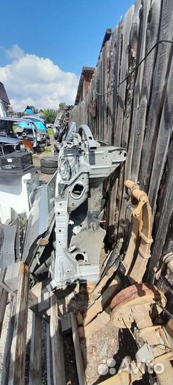 Лонжероны ниссан вингроуд 2004г.в с распила