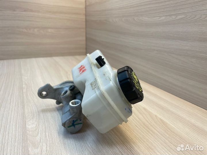 Главный тормозной цилиндр LADA X-Ray