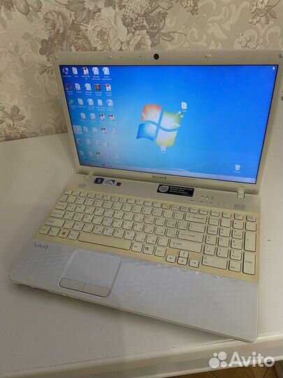 Ноутбук sony vaio PCG-71911V