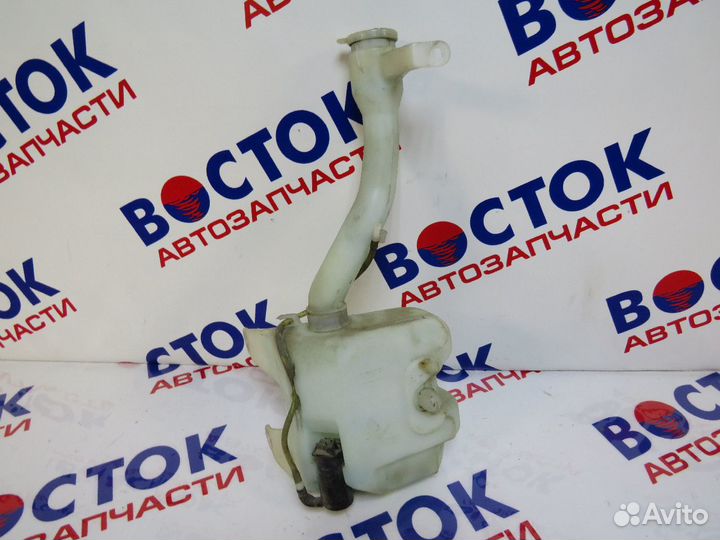 Бачок омывателя mazda demio DW3W, DW5W
