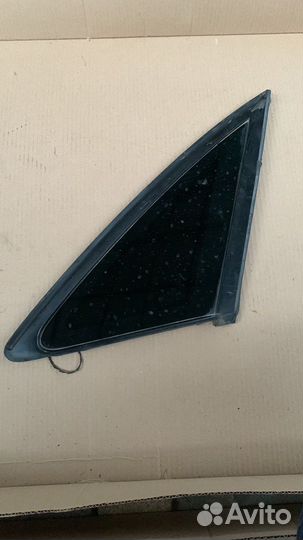 Форточка задняя тонированная глухая Audi A4 B8