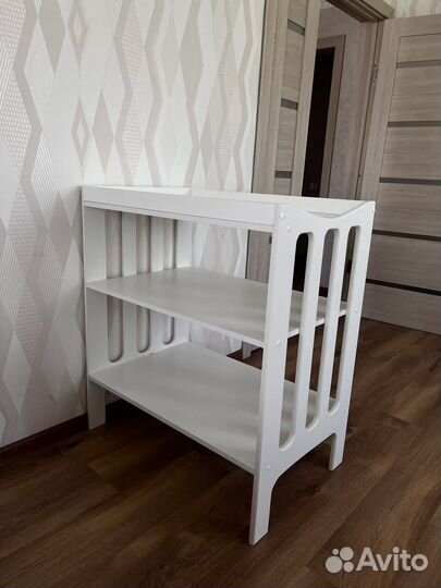 Пеленальный столик