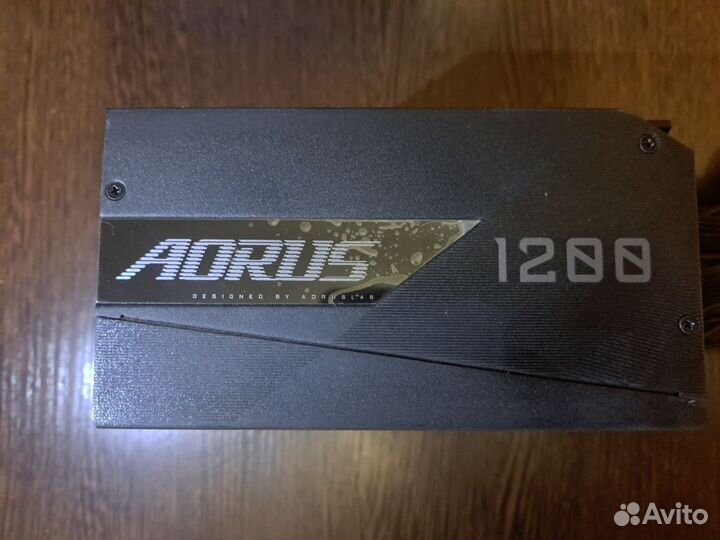 Gigabyte aorus P1200W в днр