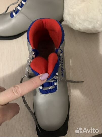 Лыжные ботинки женские 37 размер