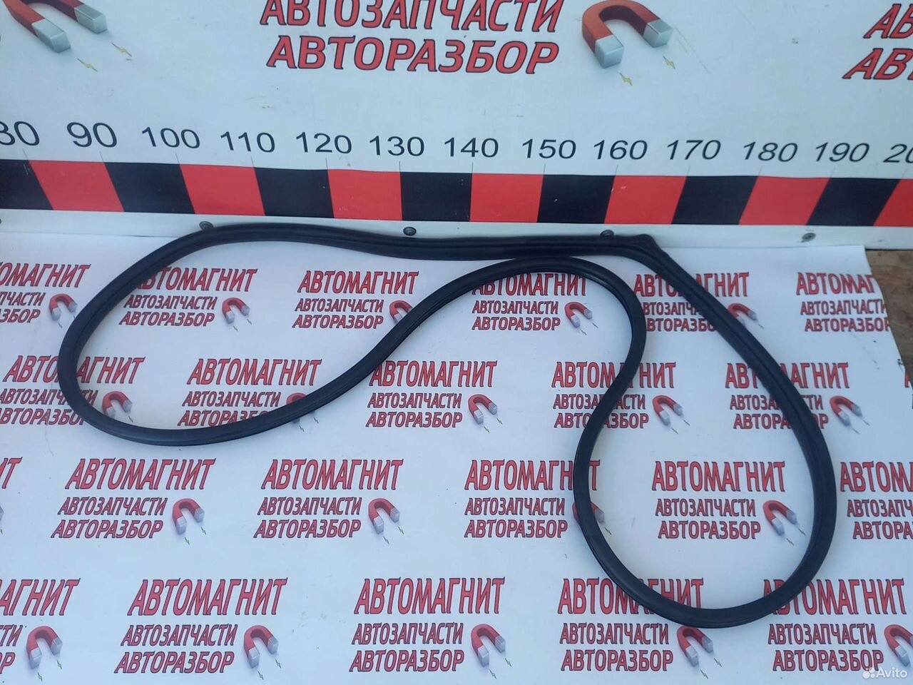 Уплотнитель двери задней правой Хендай Соната 7 LF