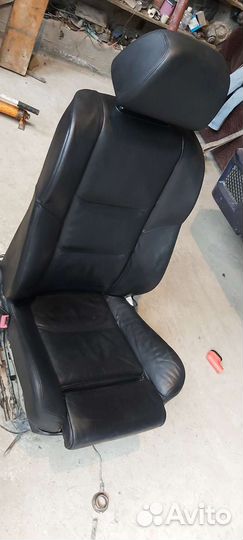 Передние сидения