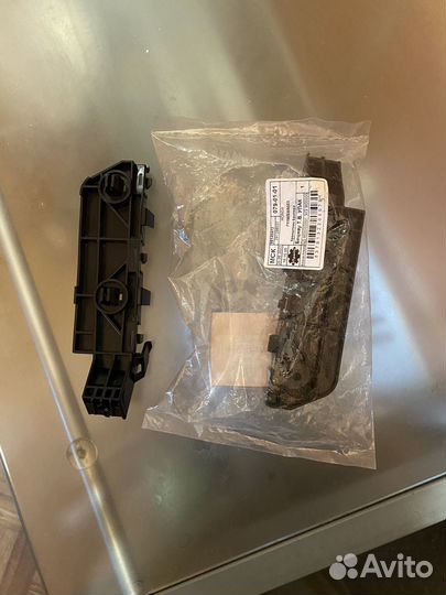 Кронштейн бампера Honda - CRV