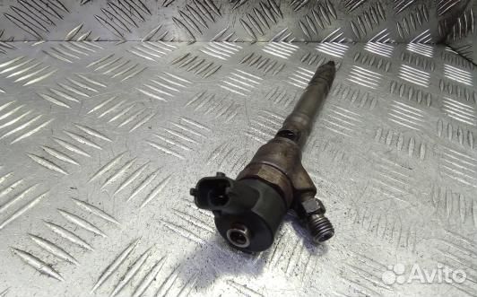 Форсунка дизельная KIA sportage 2 (EML18AL04)