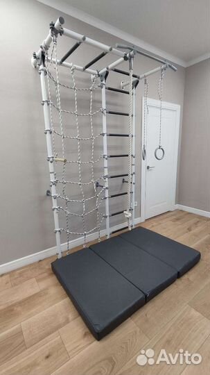 Шведская стенка, турник, паутина