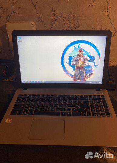 Ноутбук Asus R540B