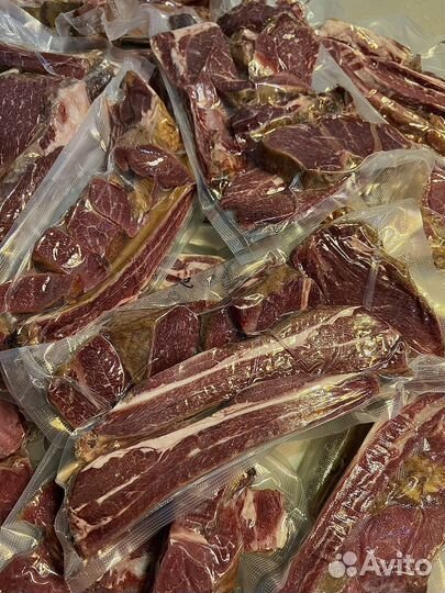 Копченое мясо кабана и лосиные ребрышки