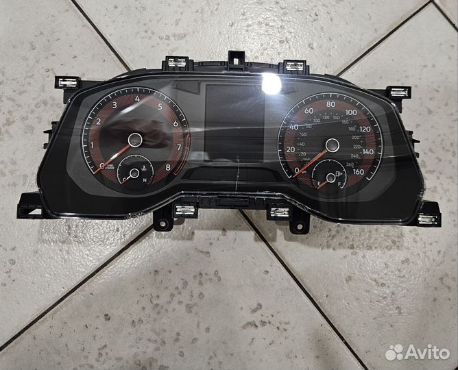 Приборная панель VW Jetta MK7