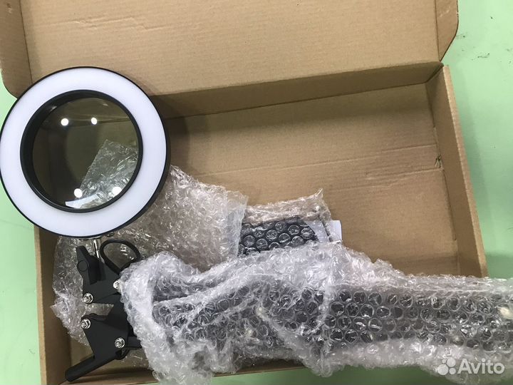 Лампа лупа светодиодная новая