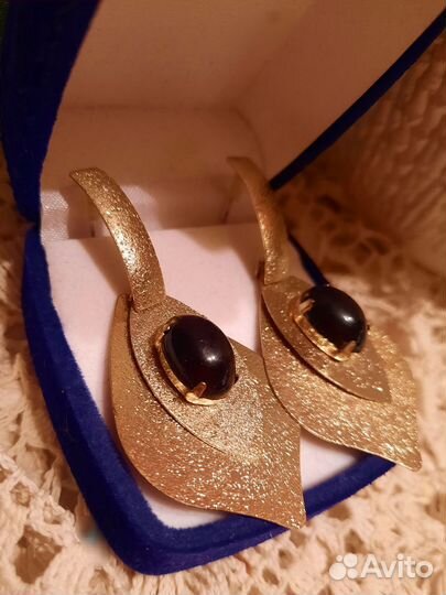 Серьги в стиле Miu Miu