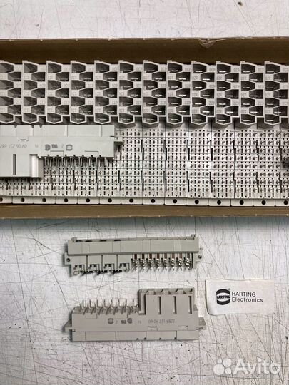 Разъёмы (розетки) harting 09 06 231 6822