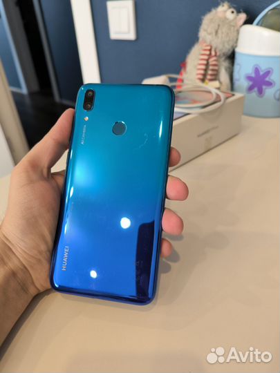 HUAWEI Y7 (2019), 3/32 ГБ