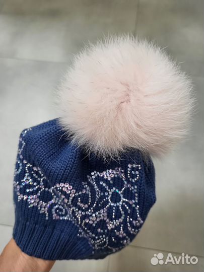 Шапка для девочки новая