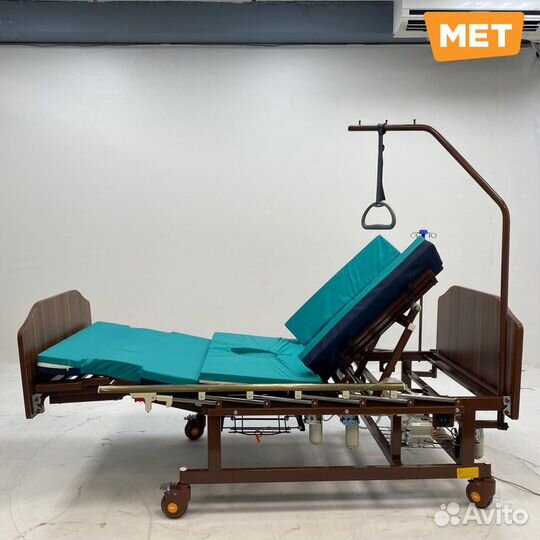 Электрическая медицинская кровать MET Revel L